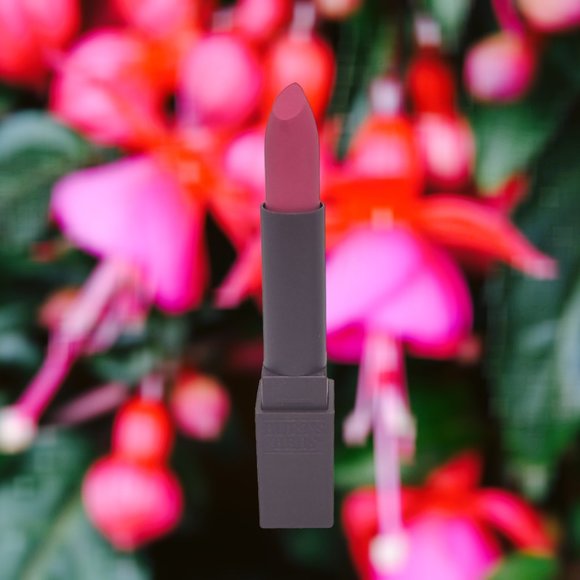 Fuchsia Flood Burt's Bees Lipstick - Discontinued Shade - Picture 3 of 11